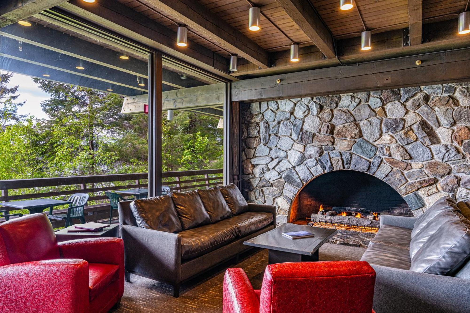 Glacier Bay Lodge Gustavus Exterior photo